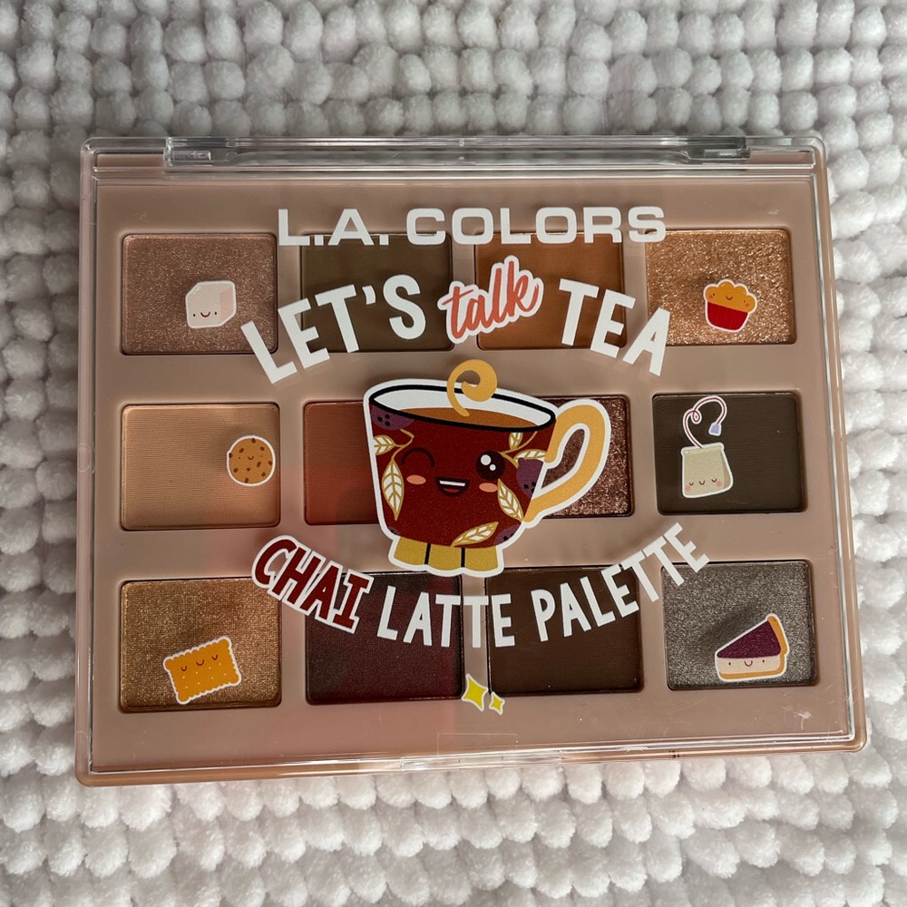 L.A. Colors Lets Talk Tea Chai Latte Palette